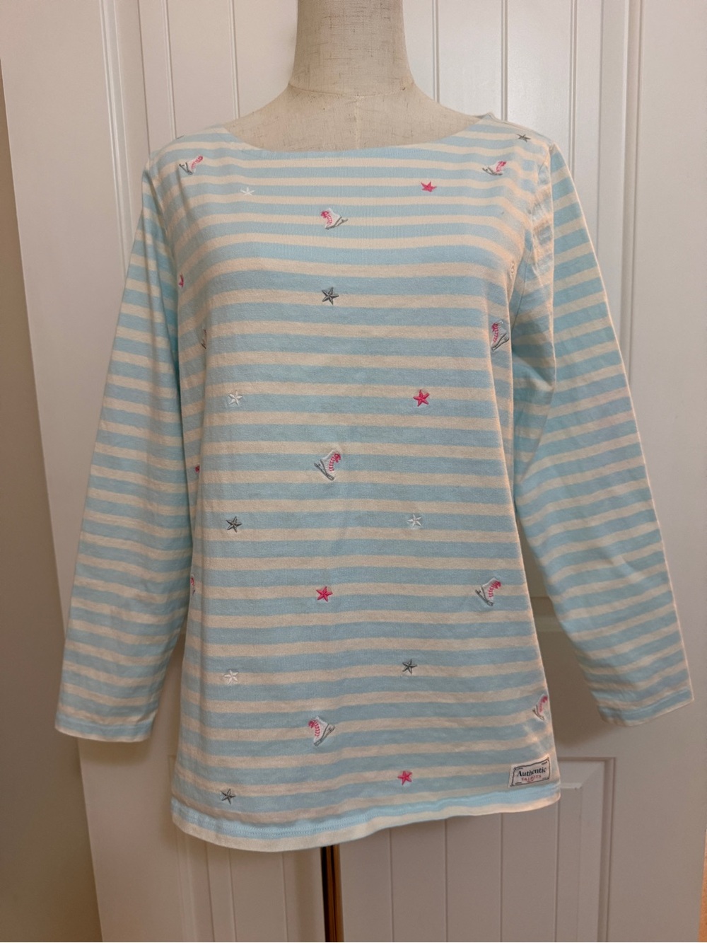 Talbots Light Blue/White Striped Top Embroidered Sailboats Stars Ice Skates 1X